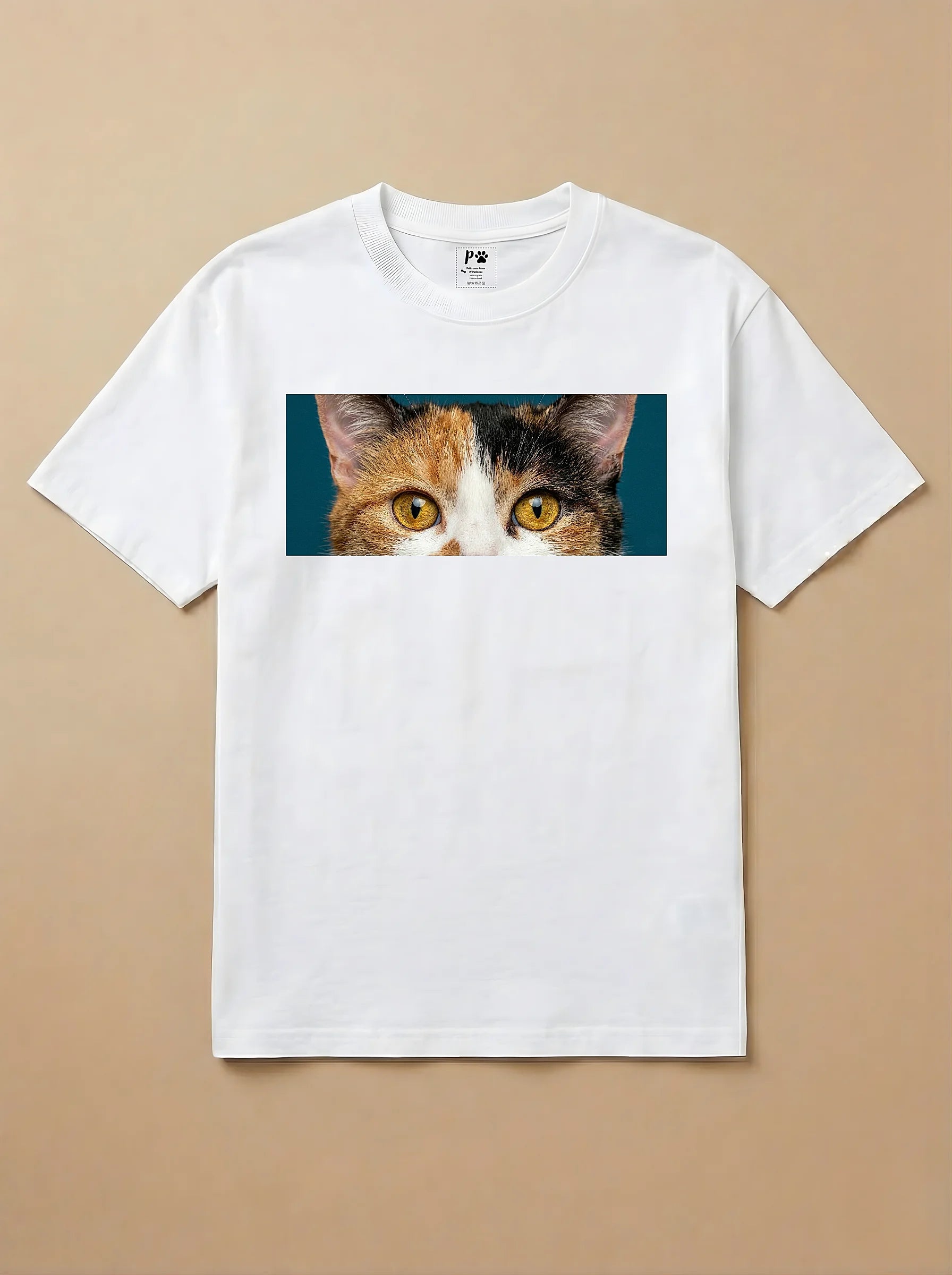 Camisa Pets Espiando - Gato Tricolor