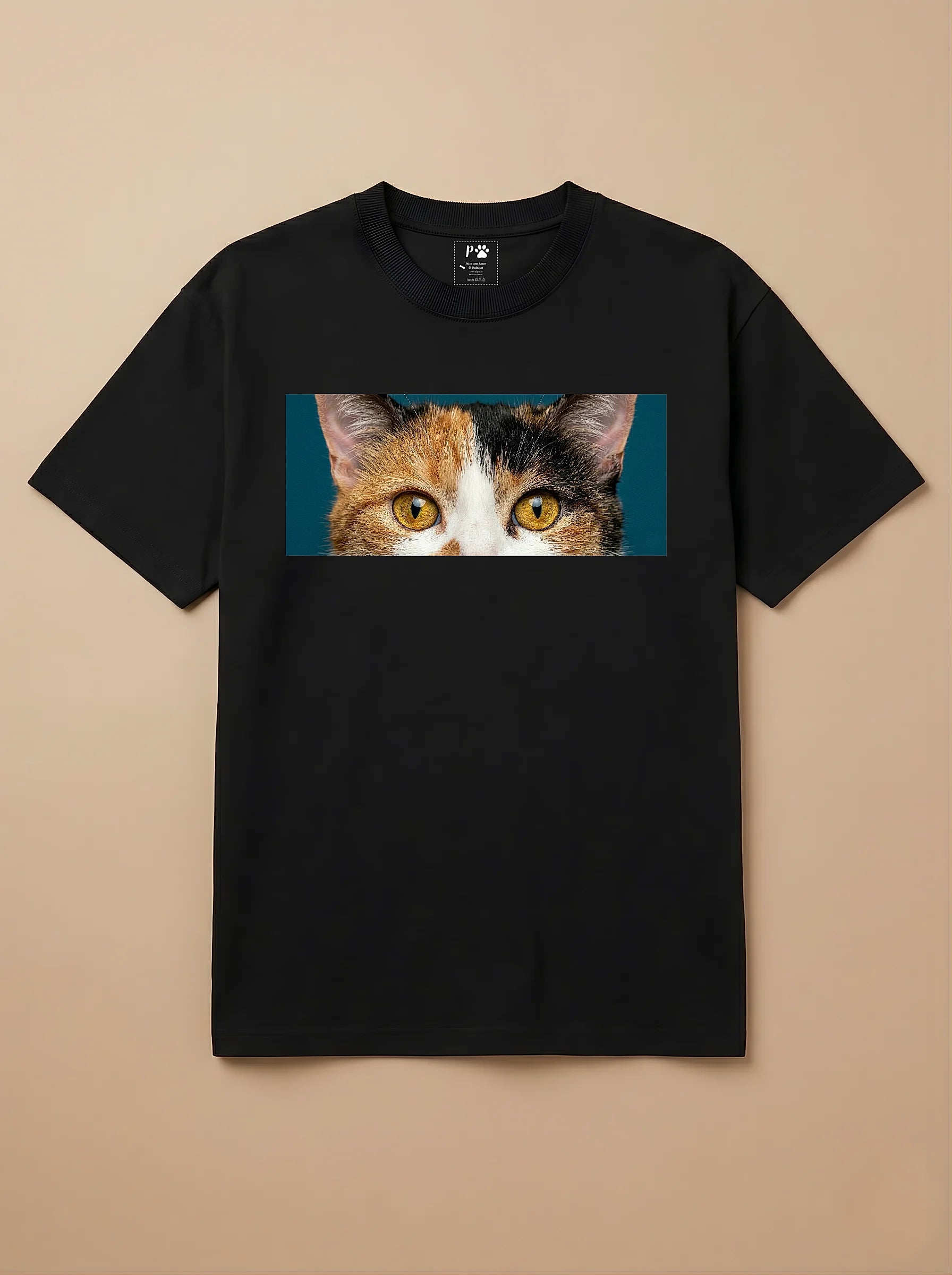 Camisa Pets Espiando - Gato Tricolor