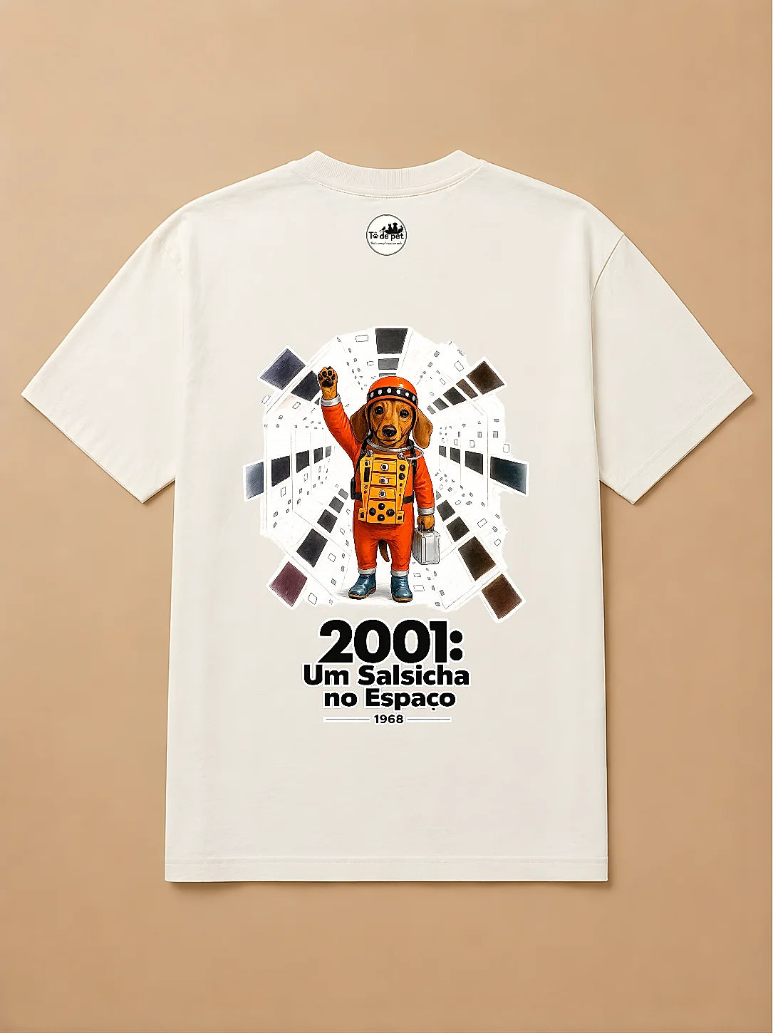 Camisa Oversized Um Salsicha no Espaço - Salsicha