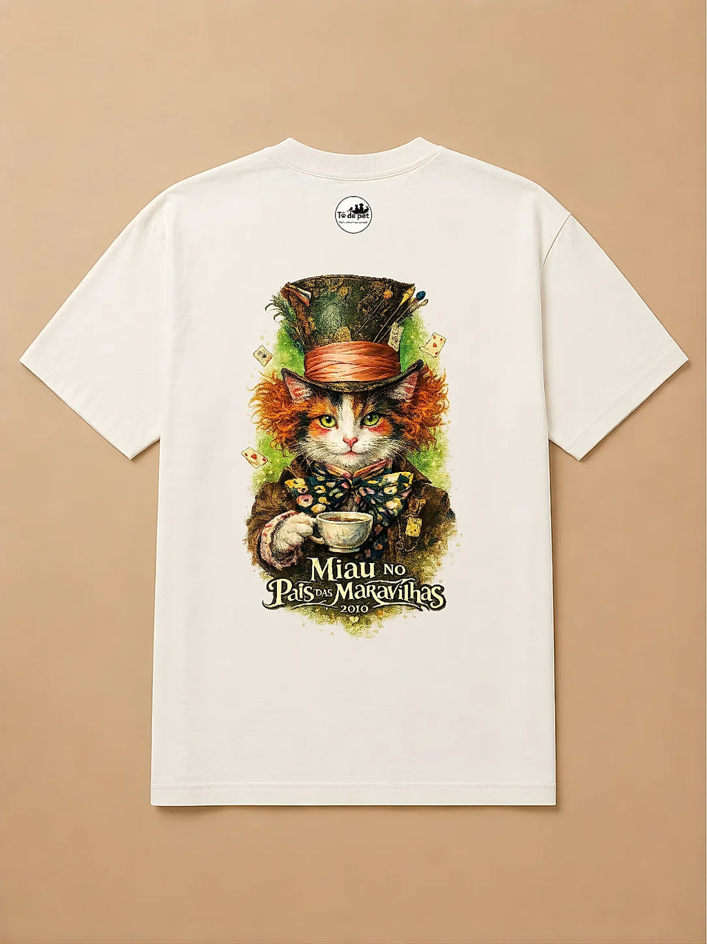 Camisa Oversized Miau no País das Maravilhas  - Gato Tricolor